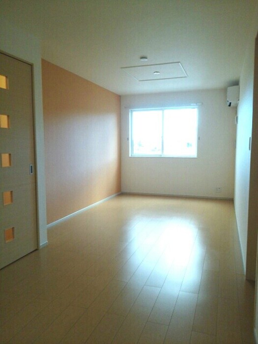 物件内観写真4　(居室)