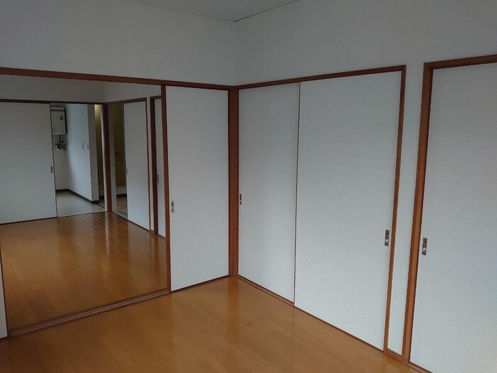 物件内観写真21　(居室)