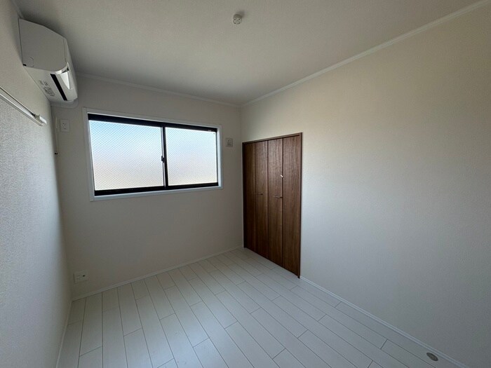 物件内観写真11　(居室)