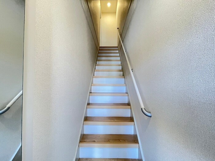 物件内観写真17　(廊下)