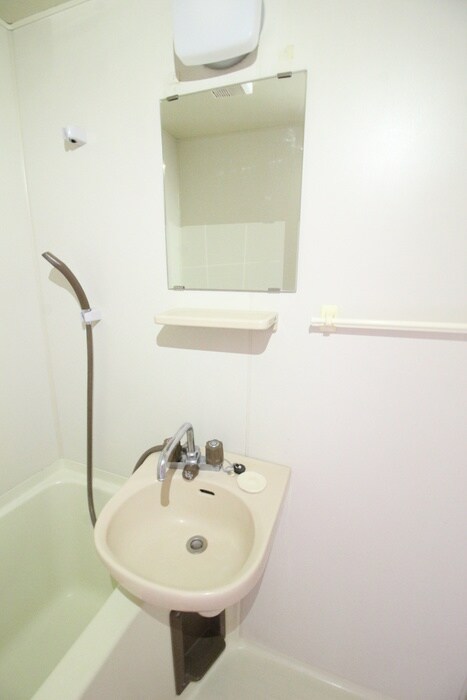 物件内観写真12　(洗面)