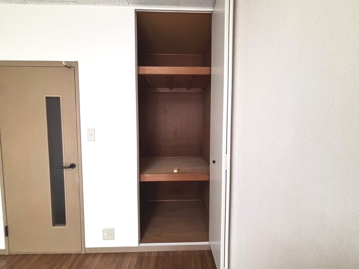 物件内観写真9　(収納)
