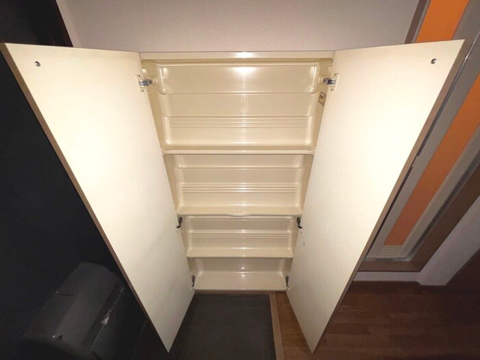 物件内観写真18　(靴箱)