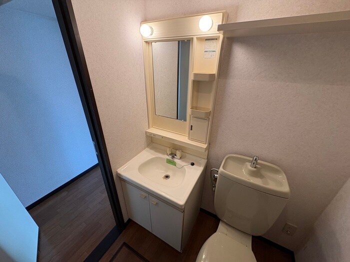 物件内観写真12　(洗面)