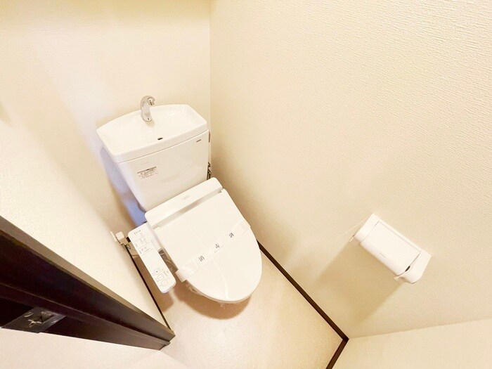 物件内観写真11　(トイレ)