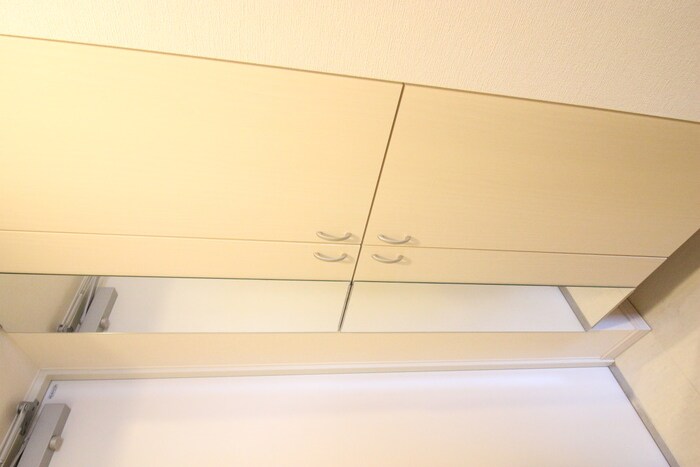 物件内観写真16　(玄関)