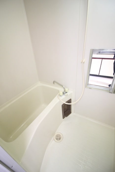 物件内観写真12　(バス／シャワールーム等)