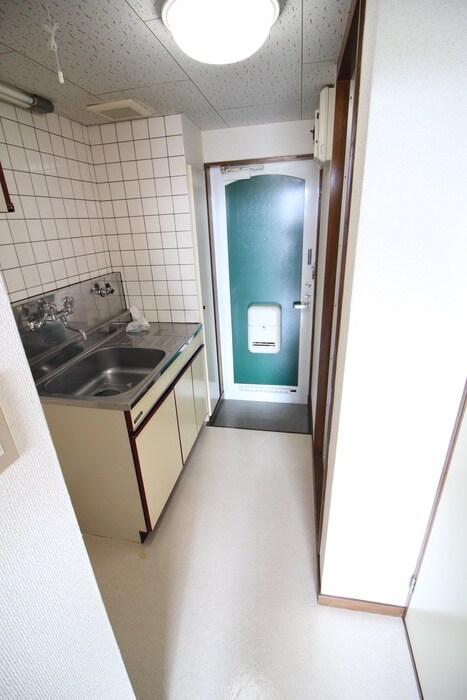 物件内観写真17　(廊下)