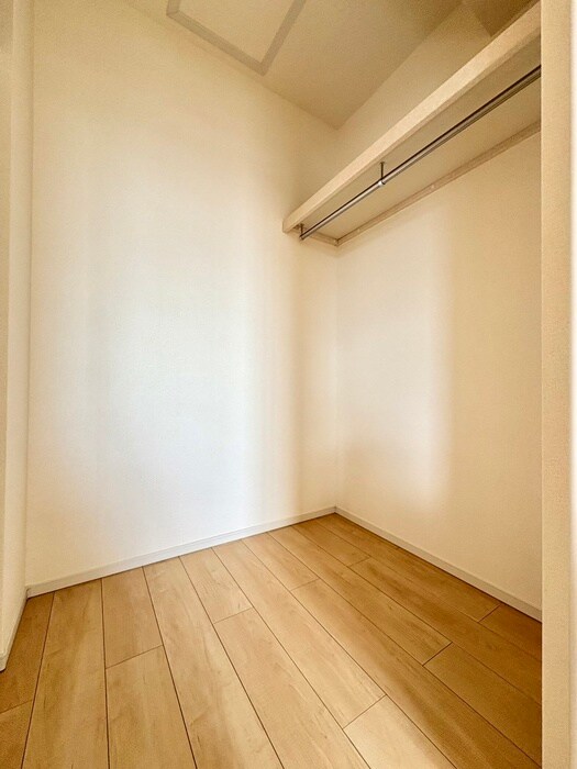 物件内観写真11　(収納)