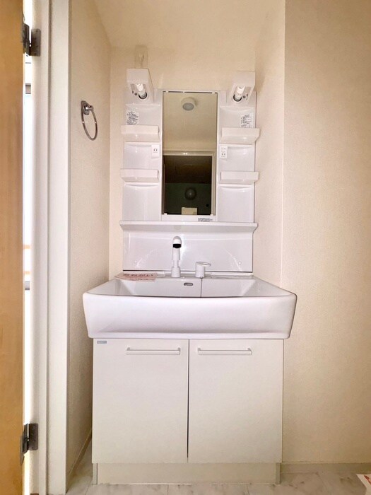 物件内観写真14　(洗面)