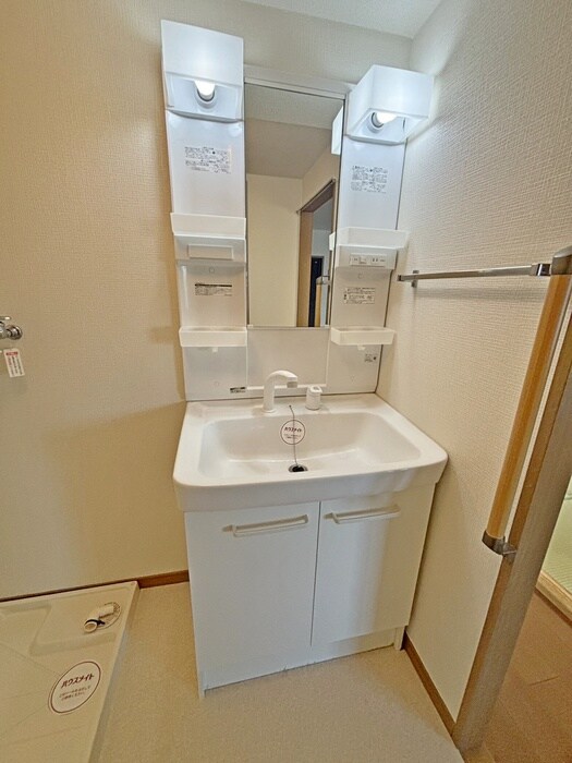 物件内観写真11　(洗面)