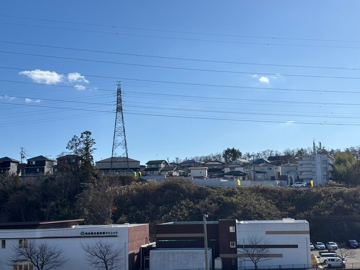 物件内観写真15　(室内からの展望)