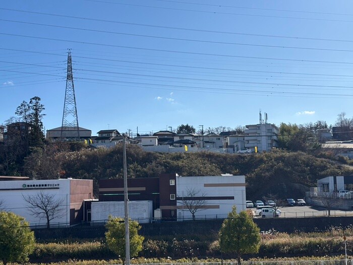 物件内観写真15　(室内からの展望)