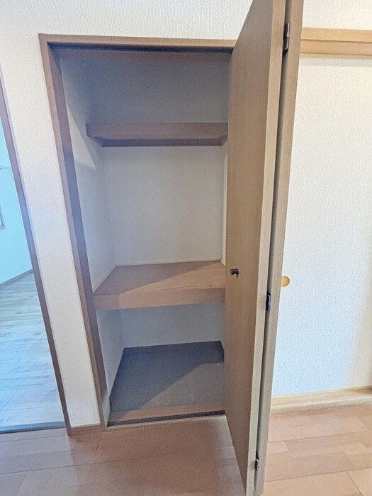 物件内観写真20　(収納)