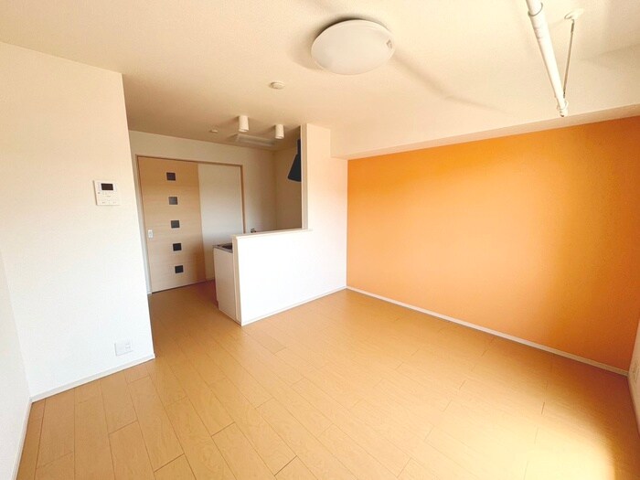 物件内観写真3　(居室)