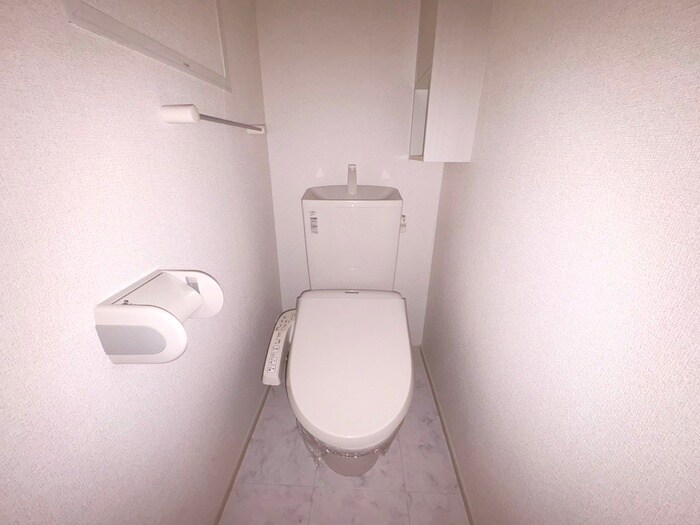 物件内観写真11　(トイレ)