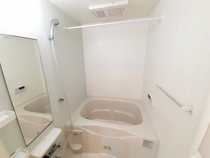 物件内観写真11　(バス／シャワールーム等)