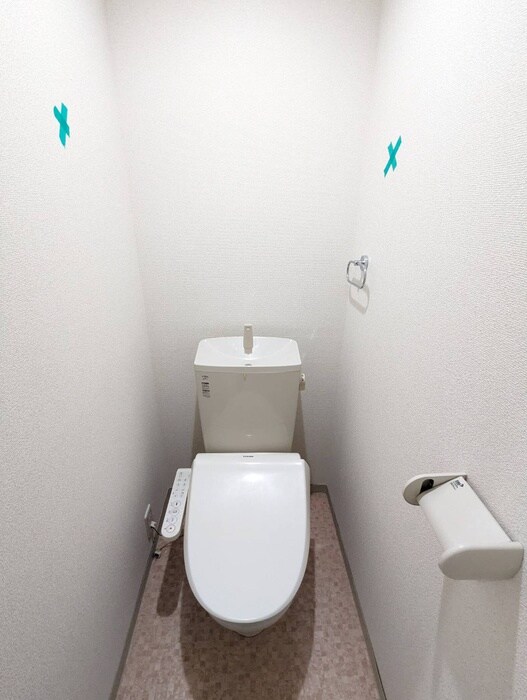 物件内観写真14　(トイレ)