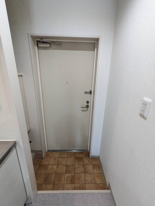 物件内観写真22　(玄関)