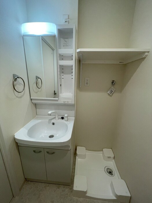 物件内観写真12　(洗面)