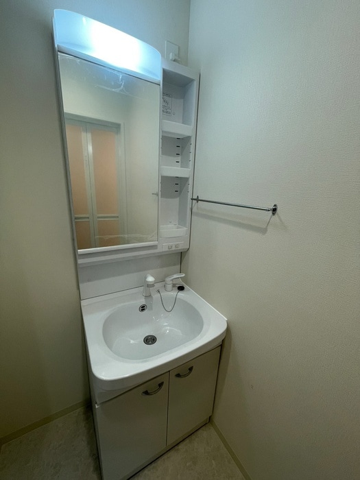 物件内観写真12　(洗面)