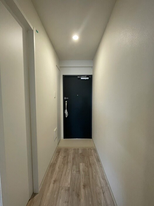 物件内観写真14　(廊下)