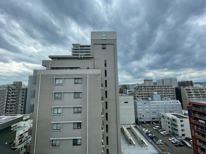 物件内観写真18　(室内からの展望)