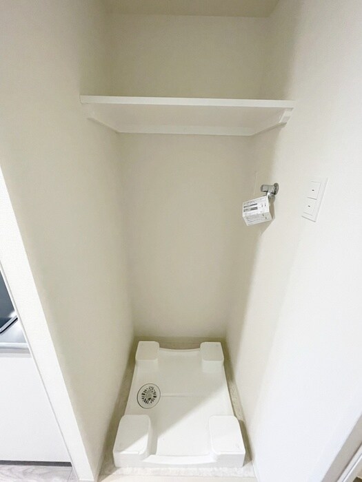 物件内観写真19　(洗濯機置場)