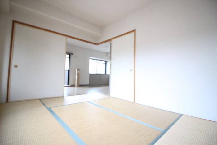 物件内観写真16　(居室)