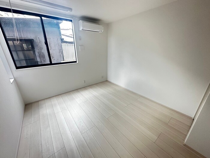 物件内観写真10　(居室)