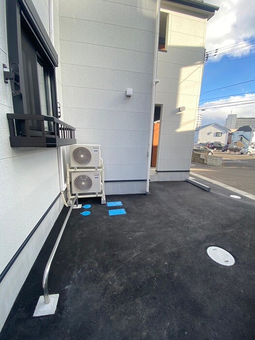 物件外観写真6　(駐輪場)