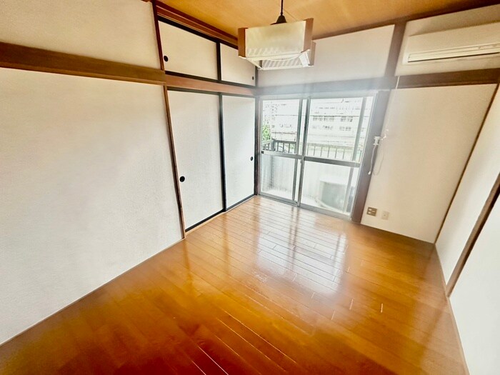 物件内観写真6　(居室)