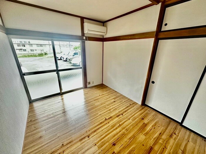 物件内観写真6　(居室)