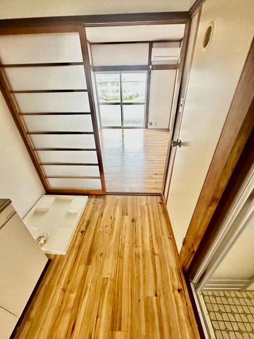 物件内観写真12　(廊下)