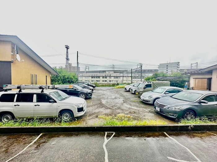 物件内観写真18　(室内からの展望)