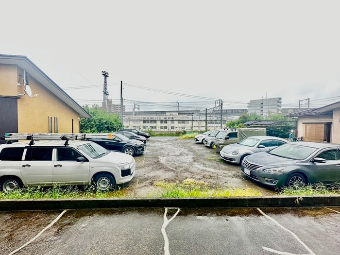 物件内観写真18　(室内からの展望)