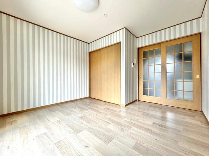 物件内観写真8　(居室)