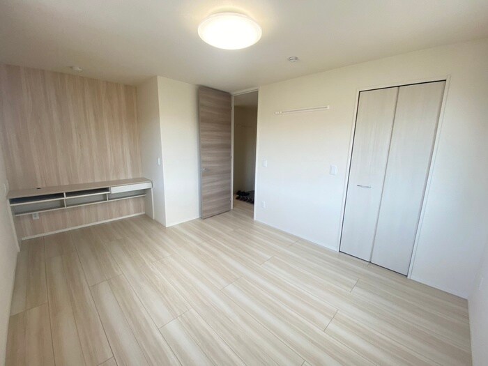 物件内観写真3　(居室)