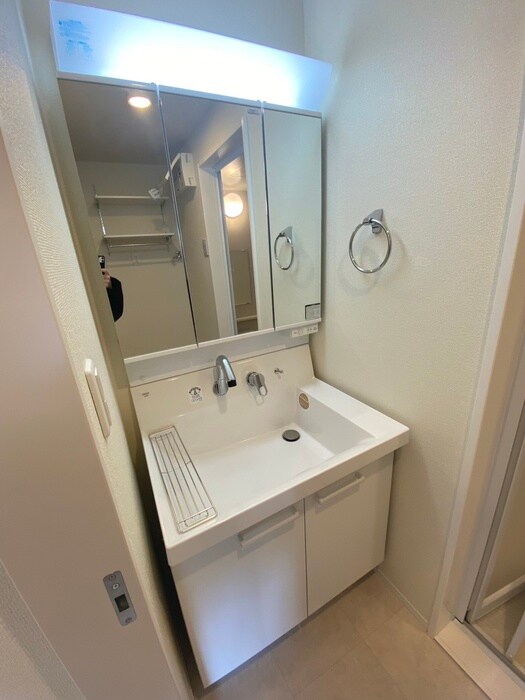 物件内観写真6　(洗面)