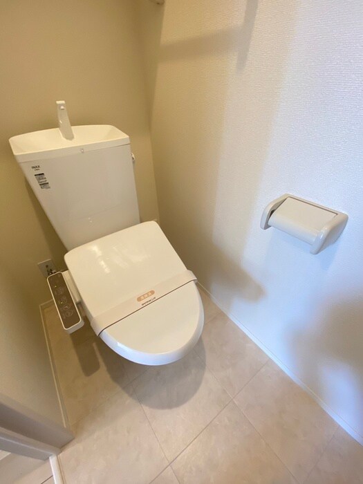 物件内観写真9　(トイレ)