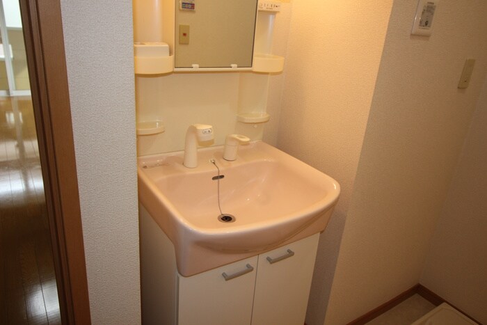 物件内観写真12　(洗面)