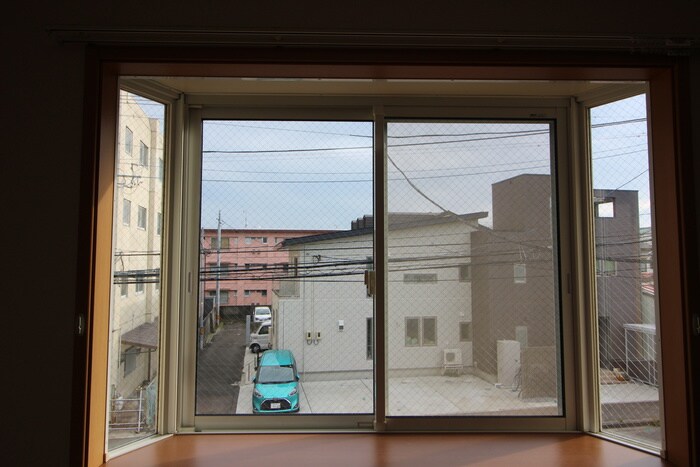 物件内観写真16　(室内からの展望)