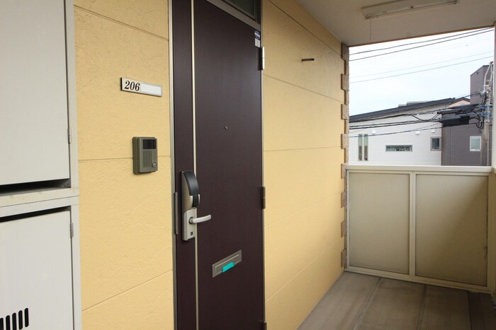 物件内観写真22　(玄関)