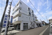 ホワイトメゾン山久の外観写真