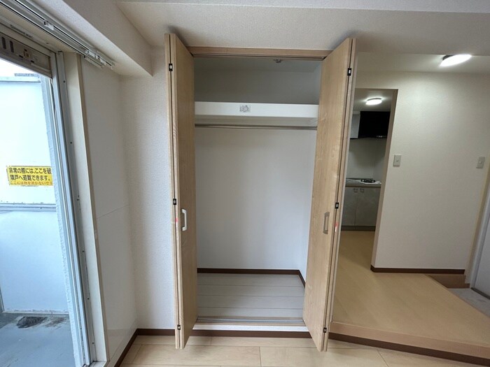 物件内観写真11　(収納)