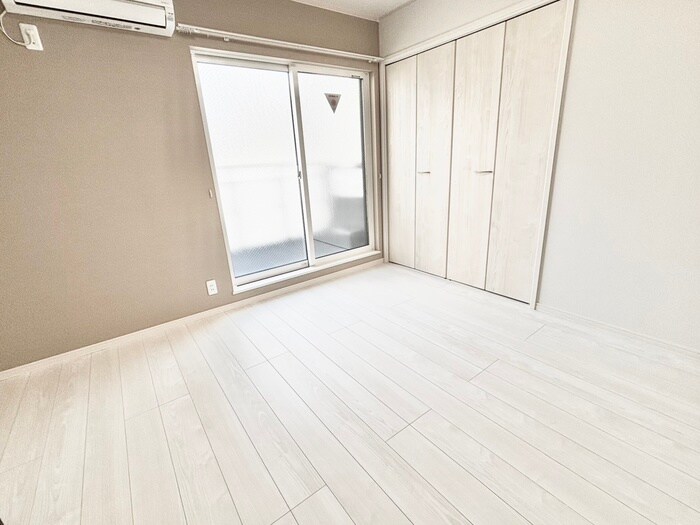 物件内観写真9　(居室)