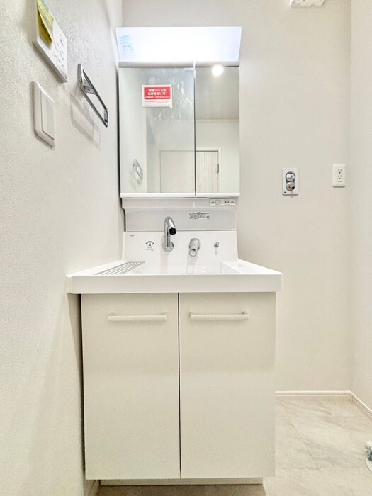 物件内観写真13　(洗面)