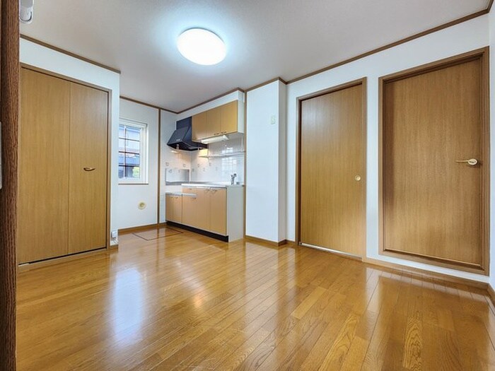 物件内観写真5　(居室)