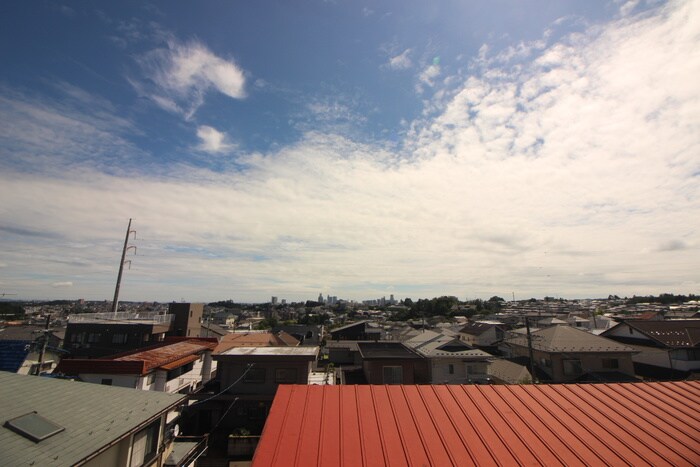 物件内観写真15　(室内からの展望)