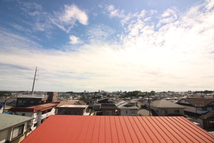 物件内観写真16　(室内からの展望)